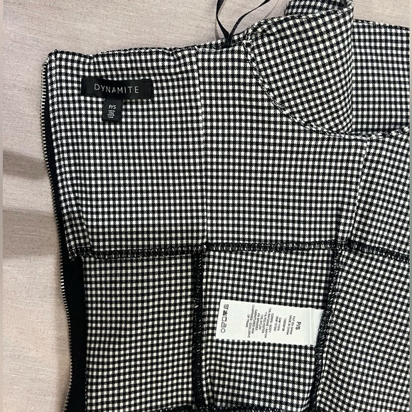 Dynamite women's black and white gingham crop top - Picture 3 of 4